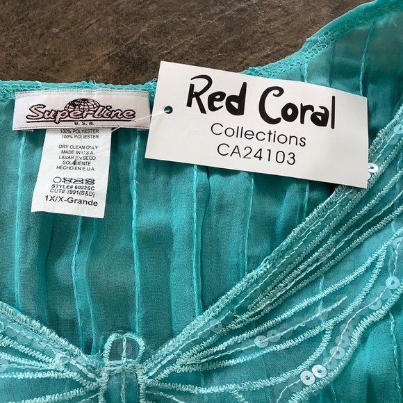 NWT Red Coral Dainty Butterfly Top fits MEDIUM - Picture 5 of 11